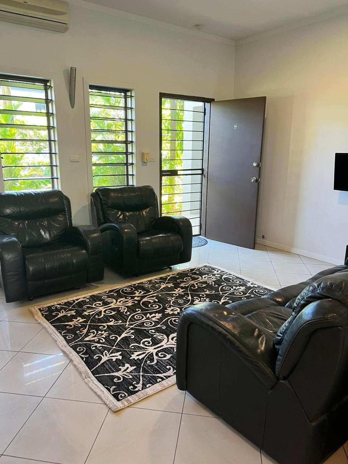 Garden Apartments Nadi Bagian luar foto